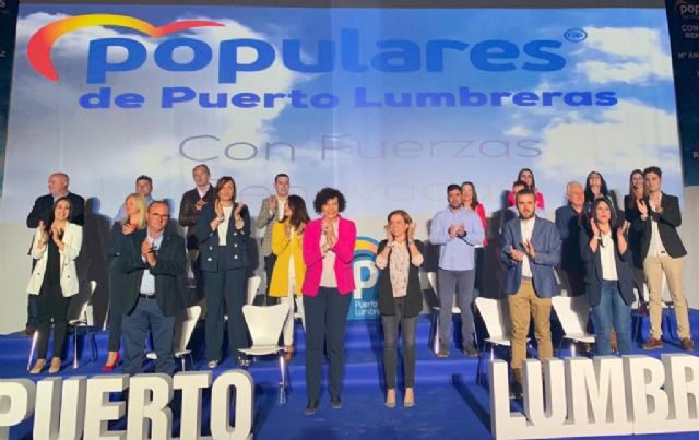 Presentación de María Ángeles Túnez como candidata del PP a la alcaldía de Puerto Lumbreras