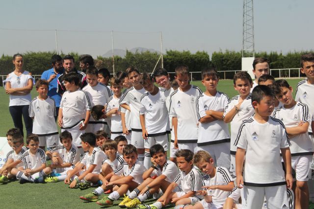 Abierto el plazo de inscripción para la Escuela de Fútbol del Real Madrid en Puerto Lumbreras