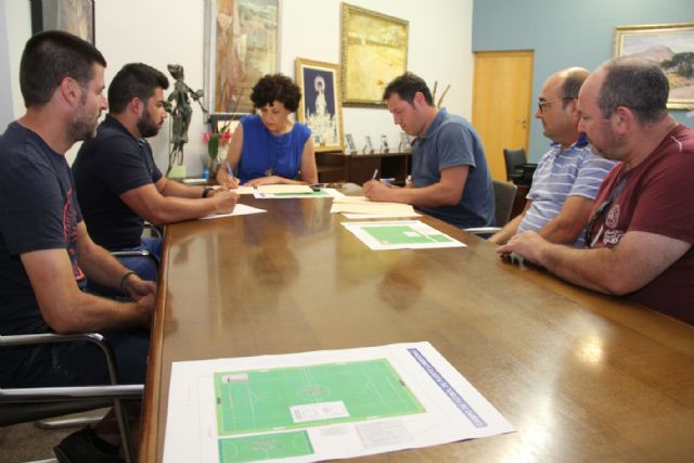 El campo de fútbol de Puerto Lumbreras recibirá una inversión de más de 200.000 euros para mejoras