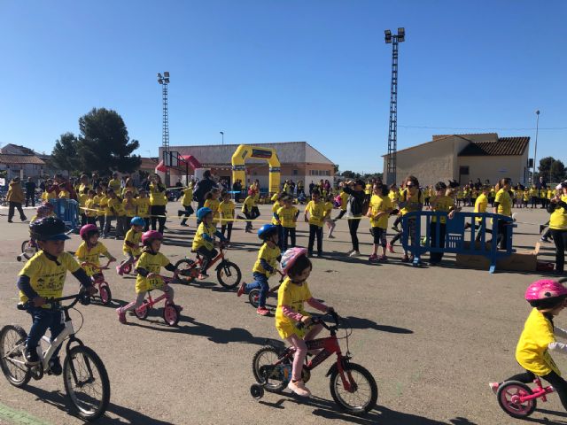 245 niños participan en el II Duatlón Escolar en La Estación-Esparragal