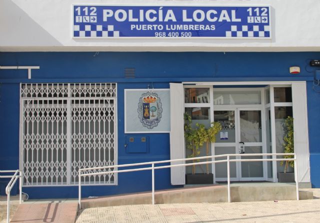 La Policía Local detiene a dos supuestos autores de robo en una vivienda en Puerto Lumbreras