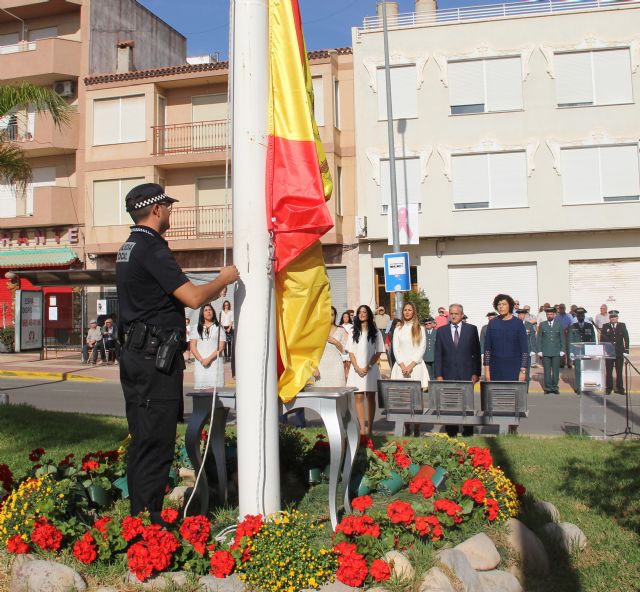 El Ayuntamiento celebra un homenaje a la Bandera Nacional con motivo del Día de la Hispanidad