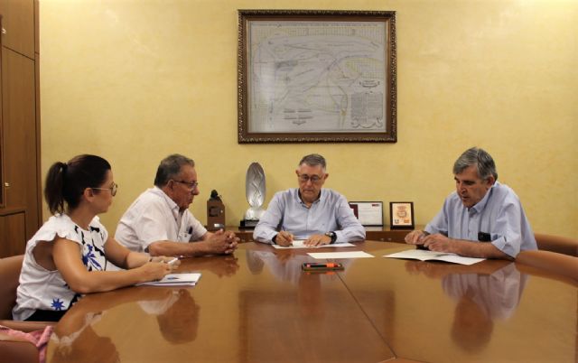 El presidente de la CHS mantiene una reunión de trabajo con la Comunidad de Regantes de Puerto Lumbreras