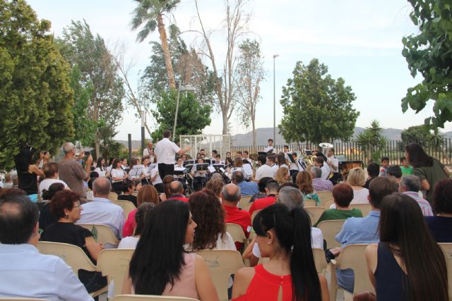 Concierto de la Banda Municipal de Música en el parque Augusto Vels
