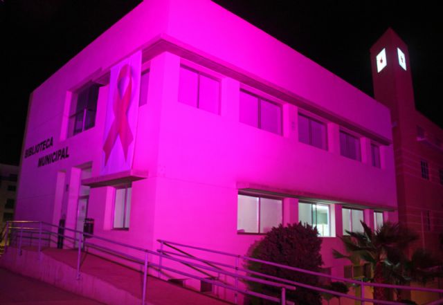 Puerto Lumbreras se viste de rosa y camina contra el cáncer de mama