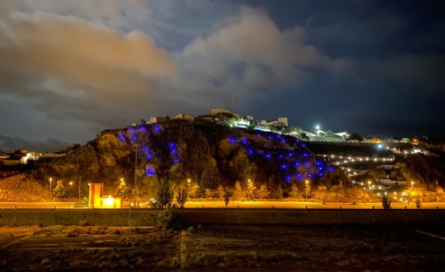El Ayuntamiento repone la iluminación y señalética del Castillo de Nogalte tras ser objeto de actos vandálicos