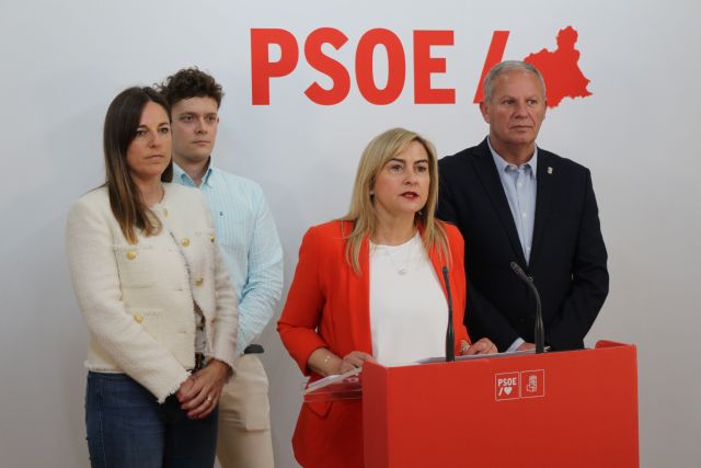 Carmina Fernández: 'Cómo se atreve López Miras a pedir explicaciones a Pedro Sánchez con todos los casos de corrupción que tiene el PP en la Región'
