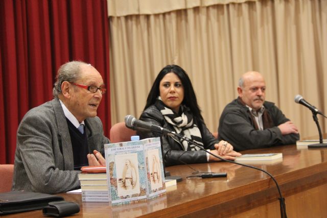 El cronista oficial de Puerto Lumbreras Juan Romera presenta su libro 'José Toral Velázquez. Aproximación biográfica'