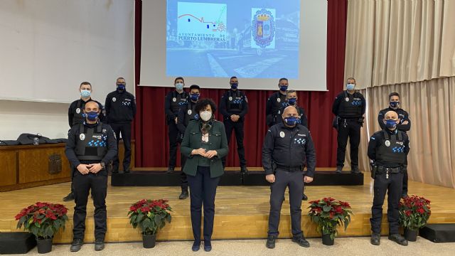 El Ayuntamiento equipa a la Policía Local de  Puerto Lumbreras con chalecos antibalas y anticorte